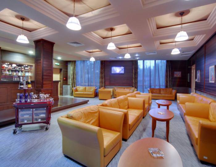 Рестораны и бары - Отель LES Art Resort / Лес Арт Резорт