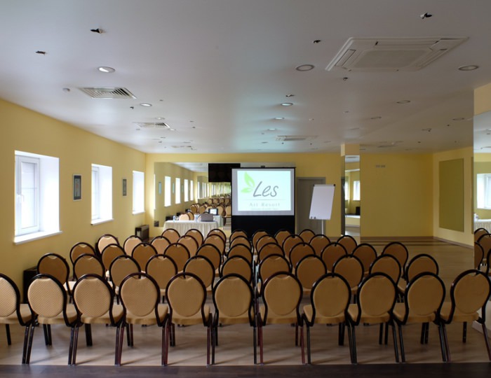 Йога-зал - Отель LES Art Resort / Лес Арт Резорт