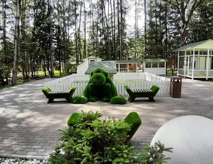 Мини-зоопарк - Отель LES Art Resort / Лес Арт Резорт