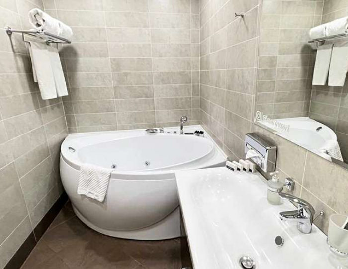 NEW Deluxe Suite + - Отель LES Art Resort / Лес Арт Резорт